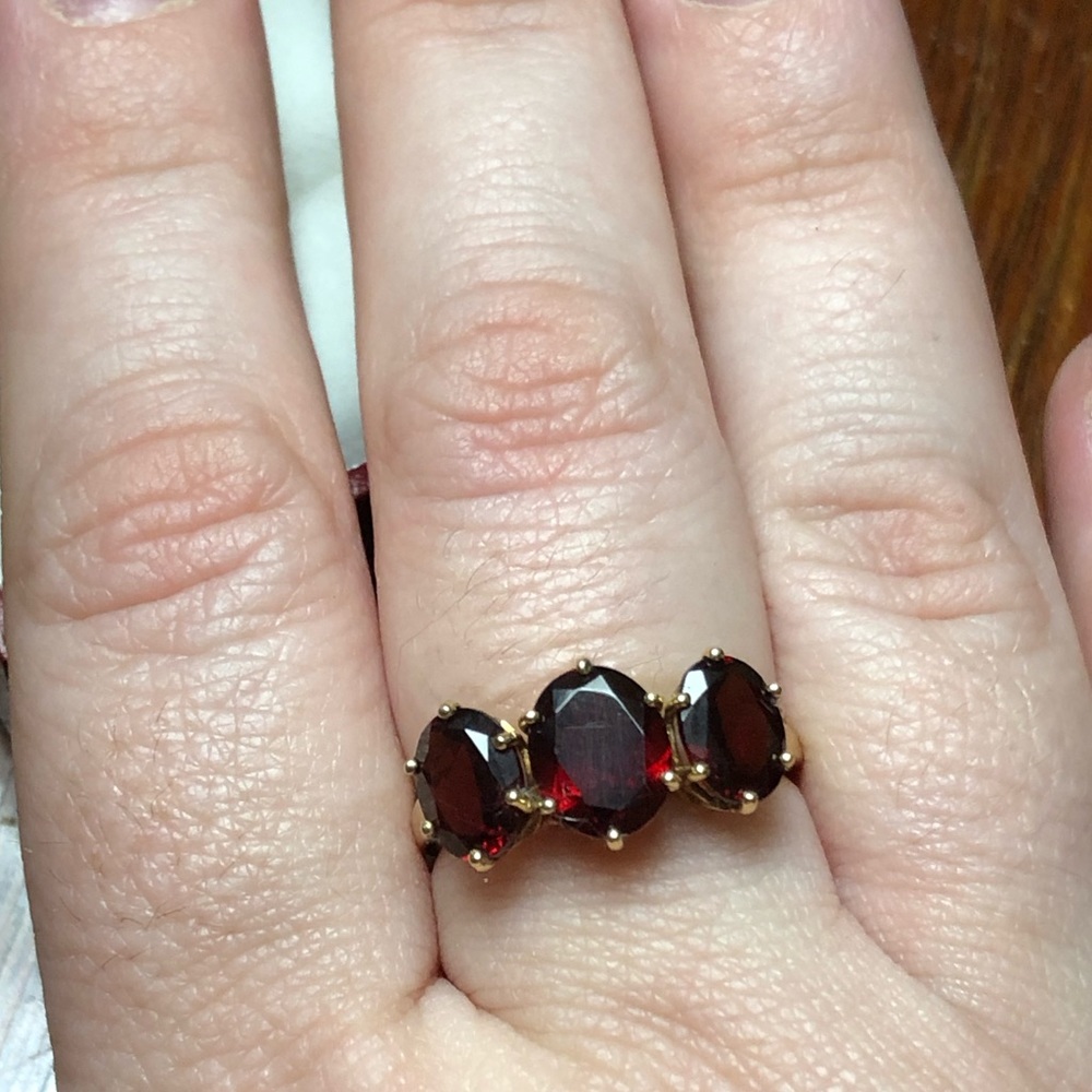Large red garnet real yellow gold ring